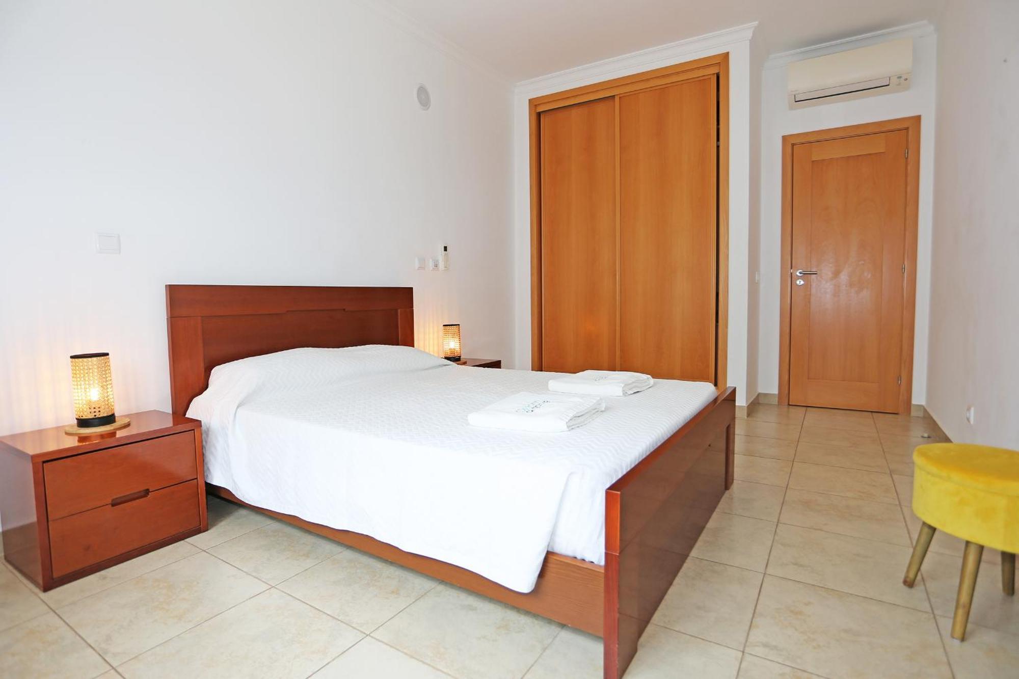 A04 - Large Modern 1 Bed Apartment With Pool Lagos Kültér fotó