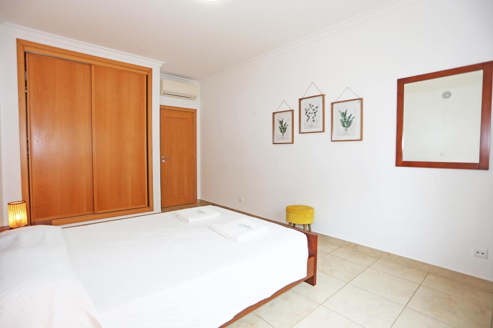 A04 - Large Modern 1 Bed Apartment With Pool Lagos Kültér fotó