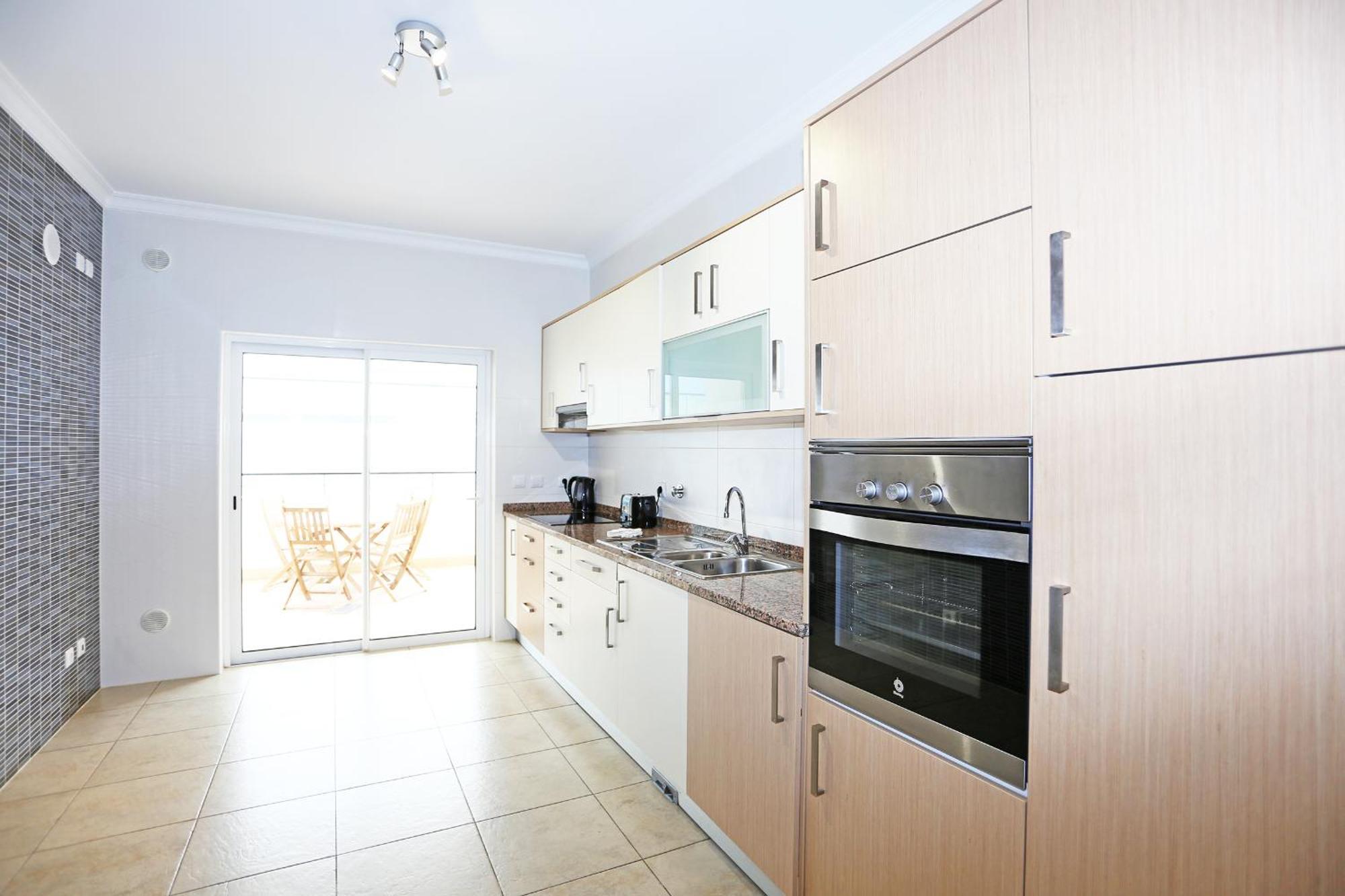 A04 - Large Modern 1 Bed Apartment With Pool Lagos Kültér fotó